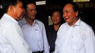 Deputy Prime Minister Nguyen Xuan Phuc meets with voters in Quang Nam - ảnh 1